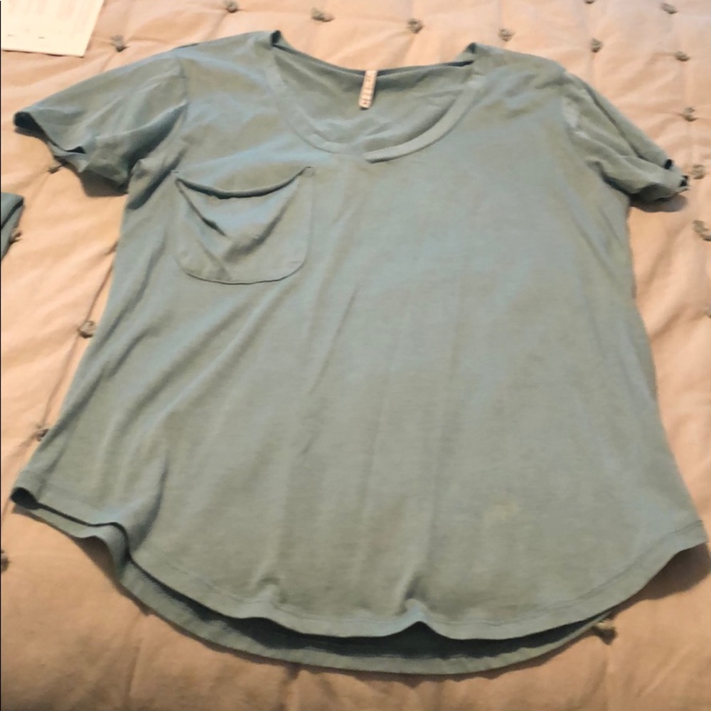 Z Supply Pocket Vneck Tee, M